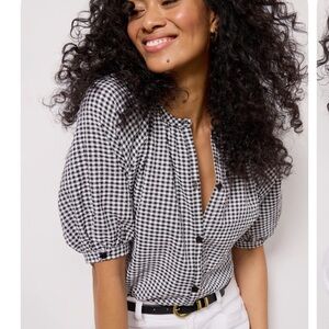 Evereve Cheyenne gingham Button Down Shirt. Medium